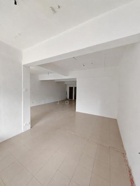 Shop for Rent in SS15 (Subang Jaya) - Lee Jo Surf - Interior - PropertyGuru.com.my
