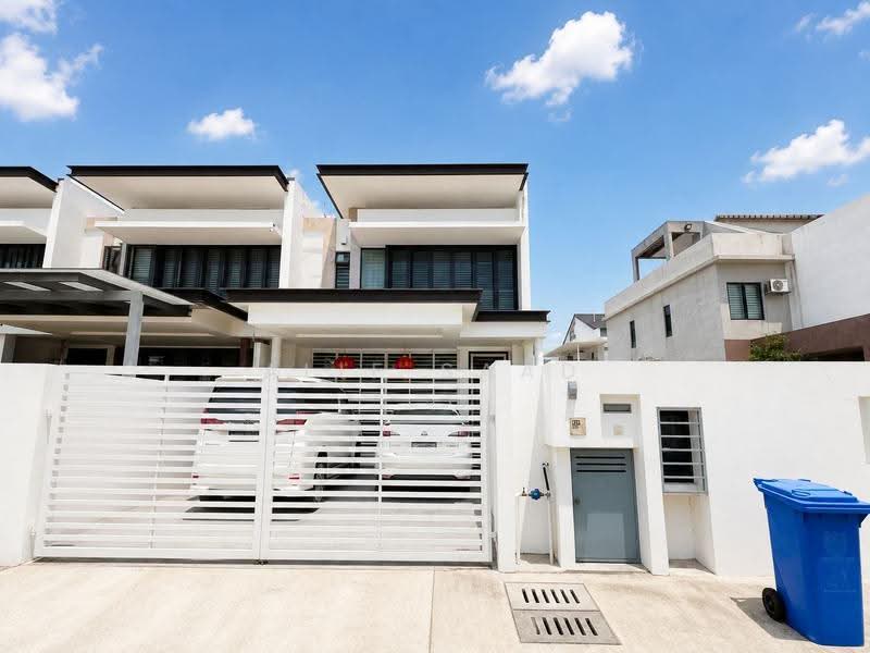 2-storey Terraced House for Sale in Shah Alam (Selangor) - Alif Saad - Exterior - PropertyGuru.com.my