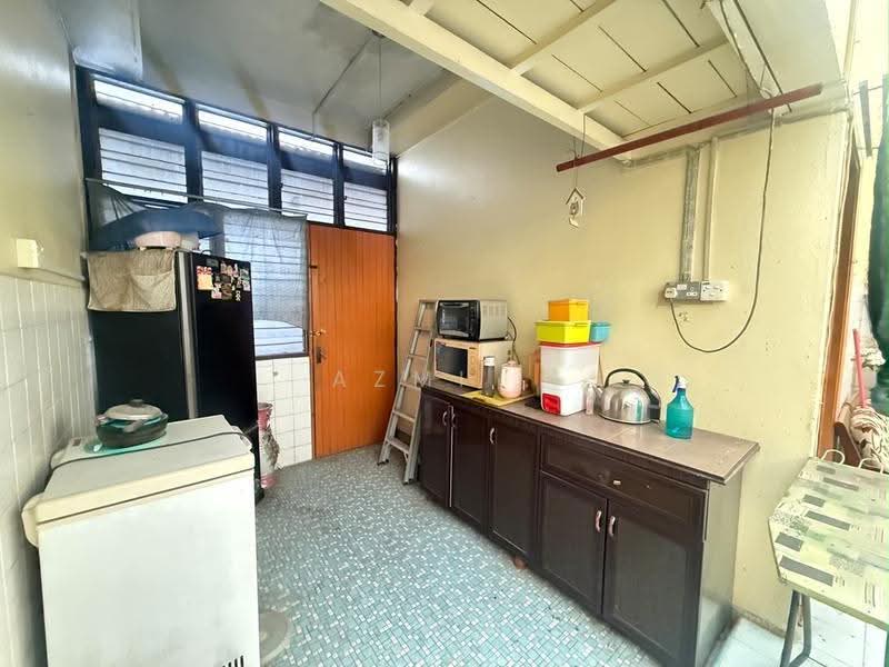 1-storey Terraced House for Sale in Shah Alam (Selangor) - Azmi . - Kitchen - PropertyGuru.com.my