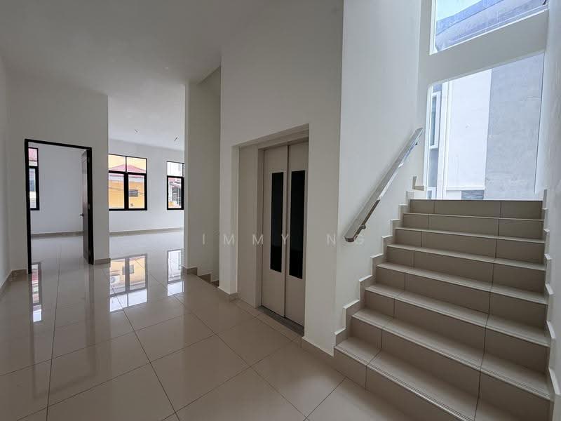Bungalow House untuk Dijual di Taman Bukit Serdang (Seri Kembangan) - Jimmy Ng - Interior - PropertyGuru.com.my