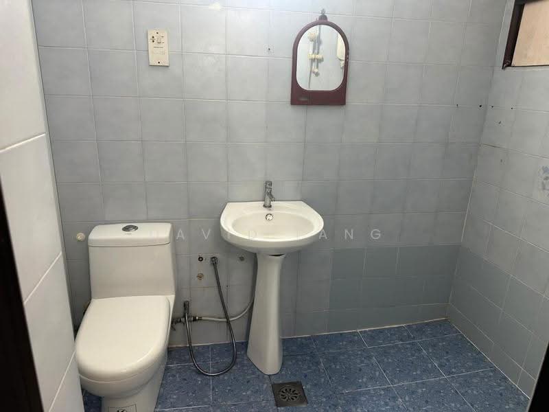 Kondominium untuk Disewa di GCB Court - David Tang - Bathroom - PropertyGuru.com.my