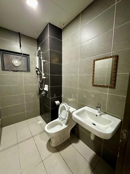 Condominium for Rent at The Henge - Peter Tan - Bathroom - PropertyGuru.com.my
