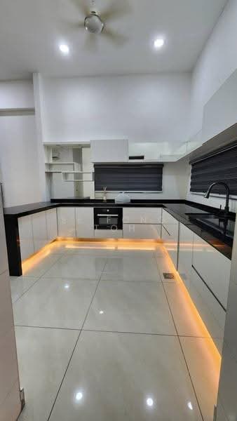Bungalow House for Sale in Taman Desa Tebrau (Tebrau) - Ee Fong Toh - Kitchen - PropertyGuru.com.my