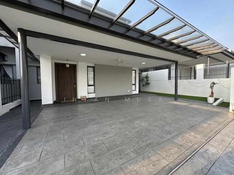 Rumah Berkembar untuk Dijual di Bukit Jelutong (Shah Alam) - Intan Musa - Exterior - PropertyGuru.com.my