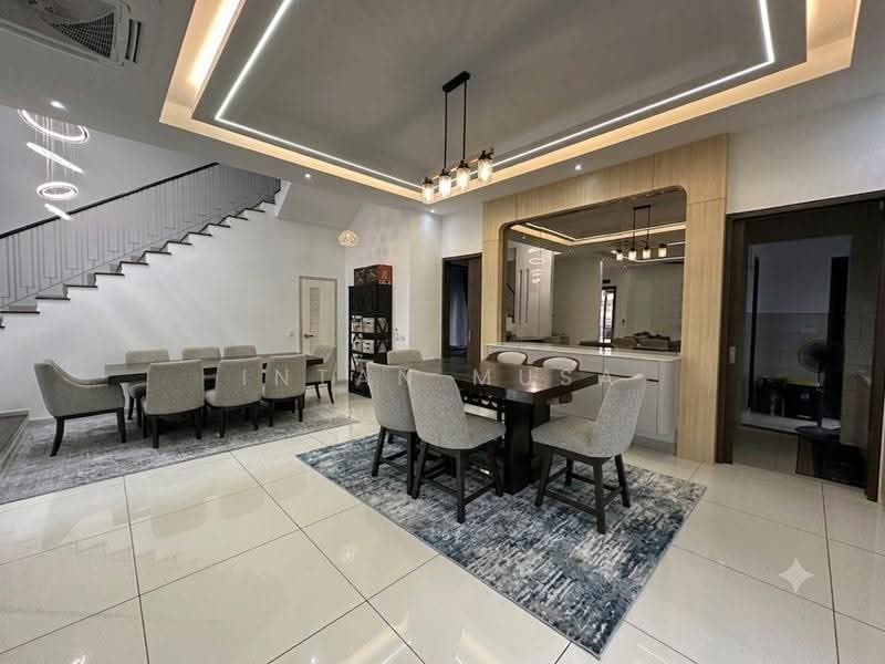 Rumah Berkembar untuk Dijual di Bukit Jelutong (Shah Alam) - Intan Musa - Dining Room - PropertyGuru.com.my