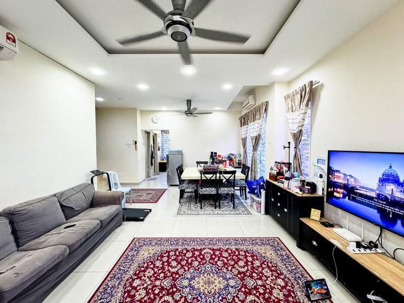 Semi-Detached House for Sale in Alam Suria (Puncak Alam) - Tasya Ruslan - PropertyGuru.com.my
