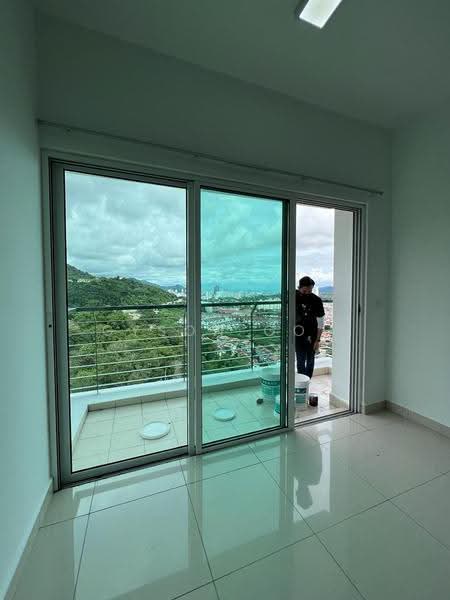 Kondominium untuk Disewa di Orchard Ville - Gyson Goh - Balcony - PropertyGuru.com.my