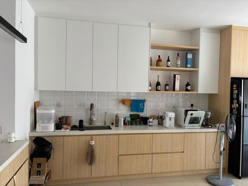 2-storey Terraced House for Rent in Bandar Rimbayu (Telok Panglima Garang) - Venus Sim - Kitchen - PropertyGuru.com.my