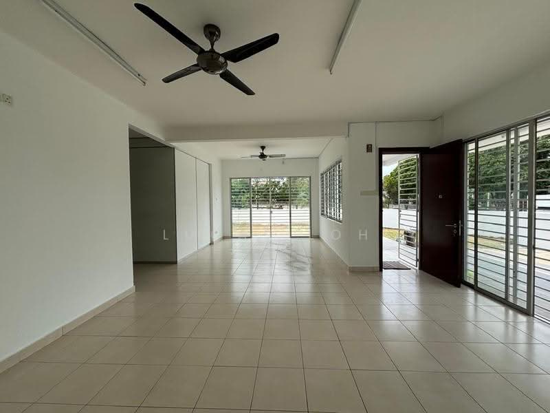Rumah Teres 2-Tingkat untuk Dijual di Bandar Seri Coalfields (Sungai Buloh) - Lucas Loh - Living Room - PropertyGuru.com.my