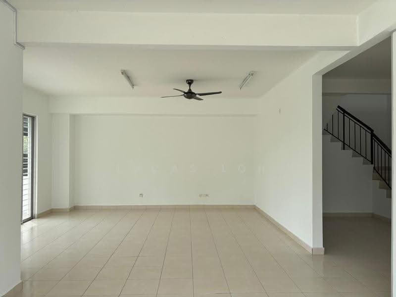 Rumah Teres 2-Tingkat untuk Dijual di Bandar Seri Coalfields (Sungai Buloh) - Lucas Loh - Living Room - PropertyGuru.com.my