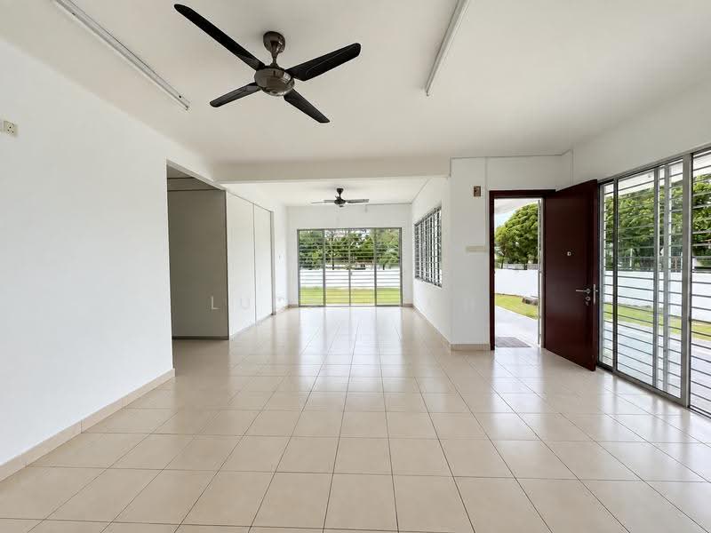 Rumah Teres 2-Tingkat untuk Dijual di Bandar Seri Coalfields (Sungai Buloh) - Lucas Loh - Living Room - PropertyGuru.com.my