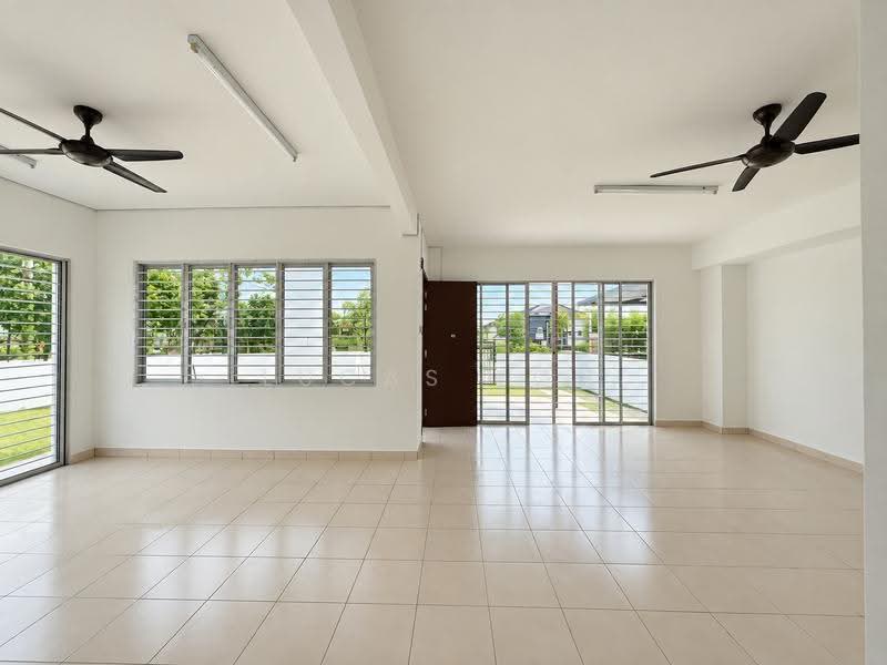 Rumah Teres 2-Tingkat untuk Dijual di Bandar Seri Coalfields (Sungai Buloh) - Lucas Loh - Living Room - PropertyGuru.com.my