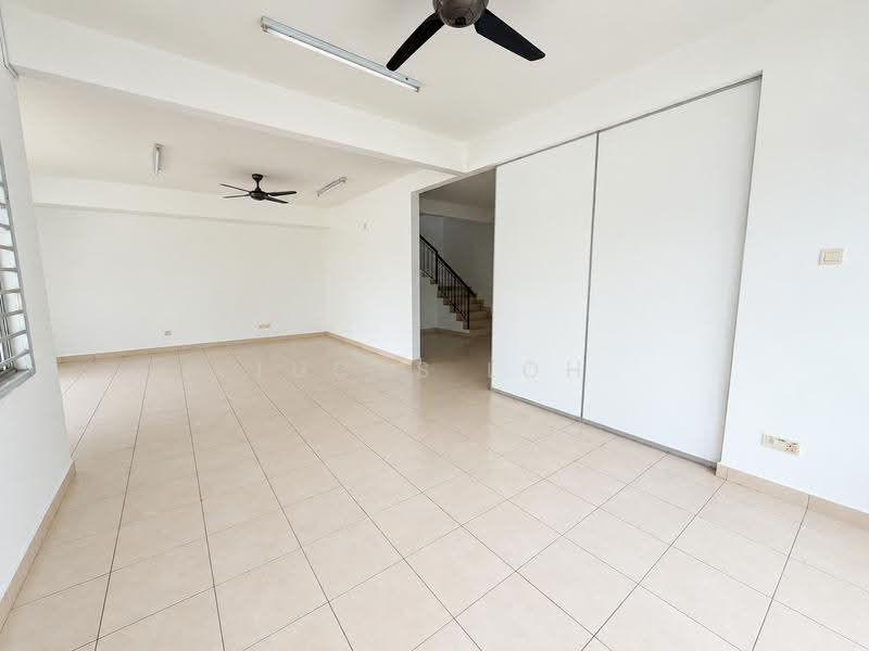 Rumah Teres 2-Tingkat untuk Dijual di Bandar Seri Coalfields (Sungai Buloh) - Lucas Loh - Living Room - PropertyGuru.com.my