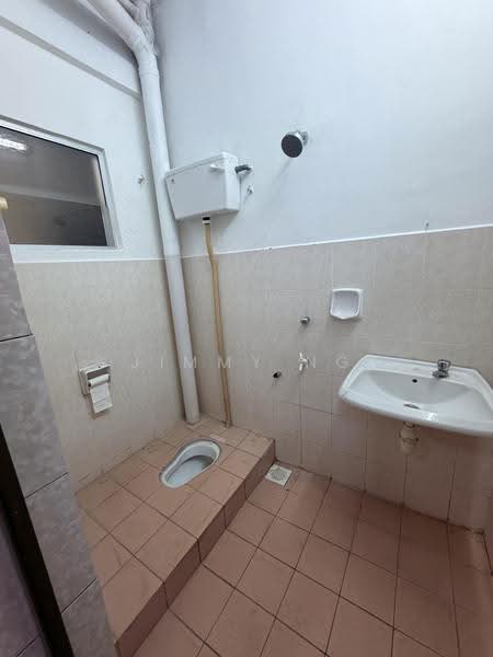 2-storey Terraced House for Sale in Bandar Mahkota Cheras (Cheras) - Jimmy Ng - Bathroom - PropertyGuru.com.my
