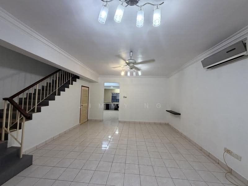 2-storey Terraced House for Sale in Bandar Mahkota Cheras (Cheras) - Jimmy Ng - Living Room - PropertyGuru.com.my