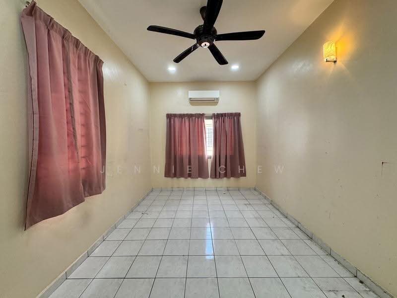 Terraced House for Sale in Taman Bayu Perdana (Klang) - Jennie Chew - Interior - PropertyGuru.com.my