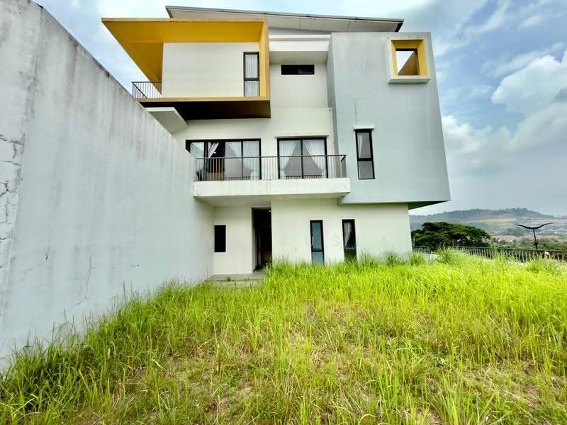 Semi-Detached House for Sale in Taman Bukit Palma (Kajang) - Tasya Ruslan - PropertyGuru.com.my