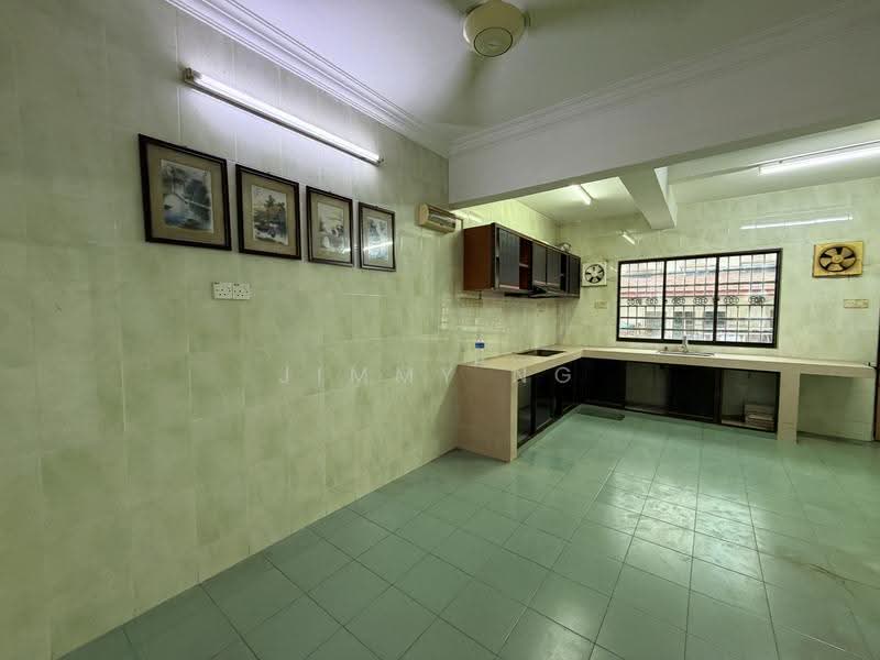 2-storey Terraced House for Sale in Bandar Mahkota Cheras (Cheras) - Jimmy Ng - Kitchen - PropertyGuru.com.my