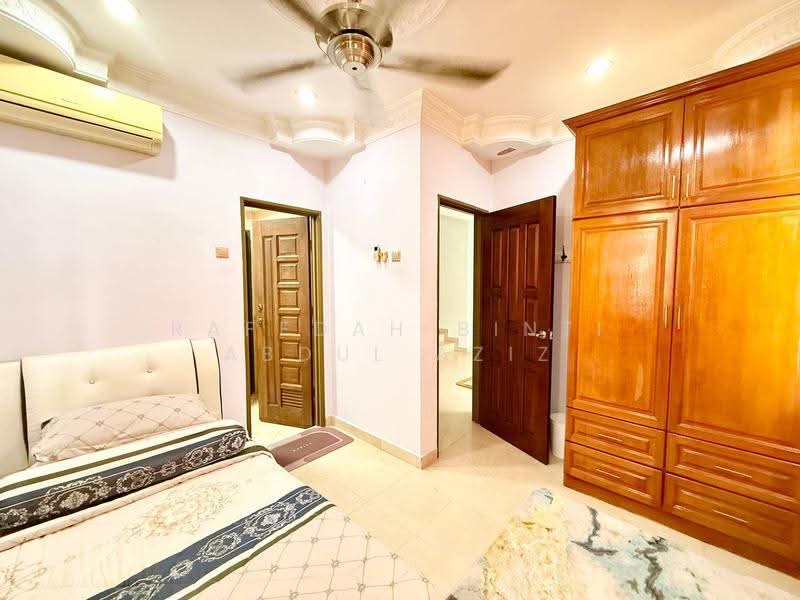 Rumah Berkembar untuk Dijual di D'Kayangan (Shah Alam) - Rafedah Binti Abdul Aziz - Bedroom - PropertyGuru.com.my