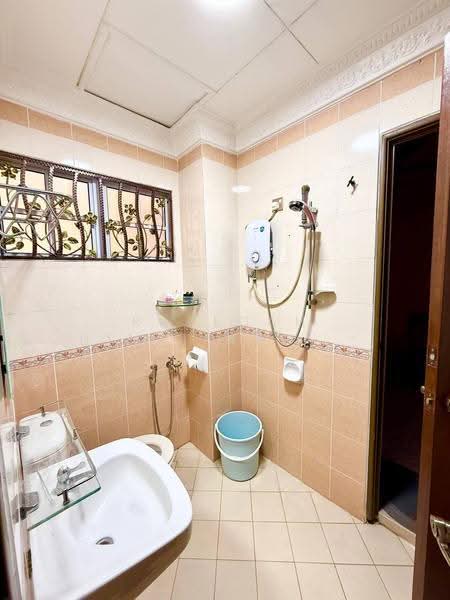Rumah Berkembar untuk Dijual di D'Kayangan (Shah Alam) - Rafedah Binti Abdul Aziz - Bathroom - PropertyGuru.com.my
