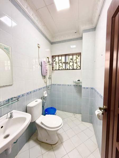 Rumah Berkembar untuk Dijual di D'Kayangan (Shah Alam) - Rafedah Binti Abdul Aziz - Bathroom - PropertyGuru.com.my