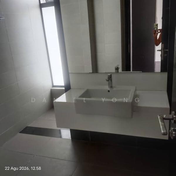 Rumah Teres untuk Disewa di Medini (Iskandar Puteri (Nusajaya)) - Daniel Yong - Bathroom - PropertyGuru.com.my