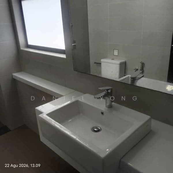 Rumah Teres untuk Disewa di Medini (Iskandar Puteri (Nusajaya)) - Daniel Yong - Bathroom - PropertyGuru.com.my