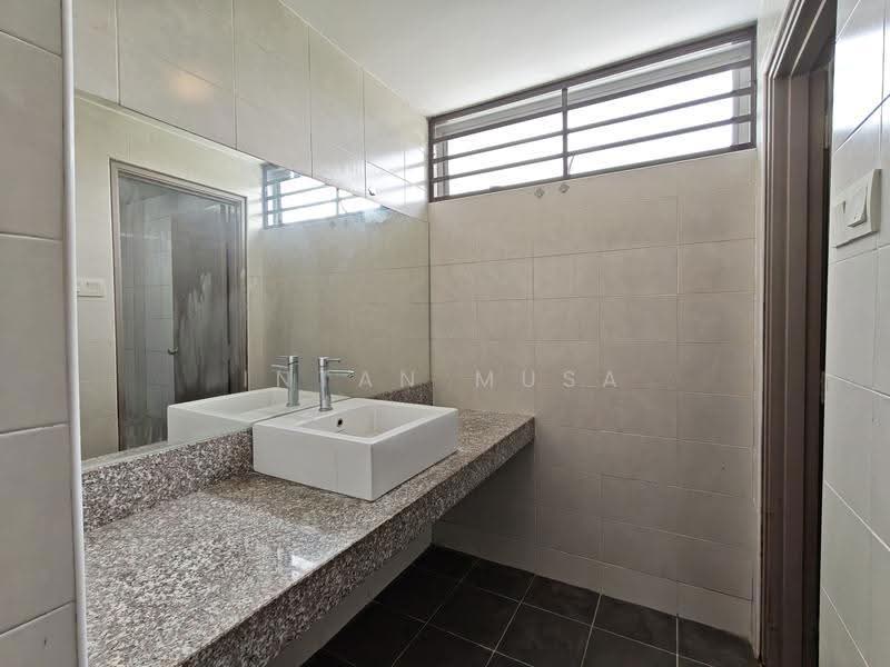 Rumah Berkembar untuk Dijual di Nilai (Negeri Sembilan) - Intan Musa - PropertyGuru.com.my