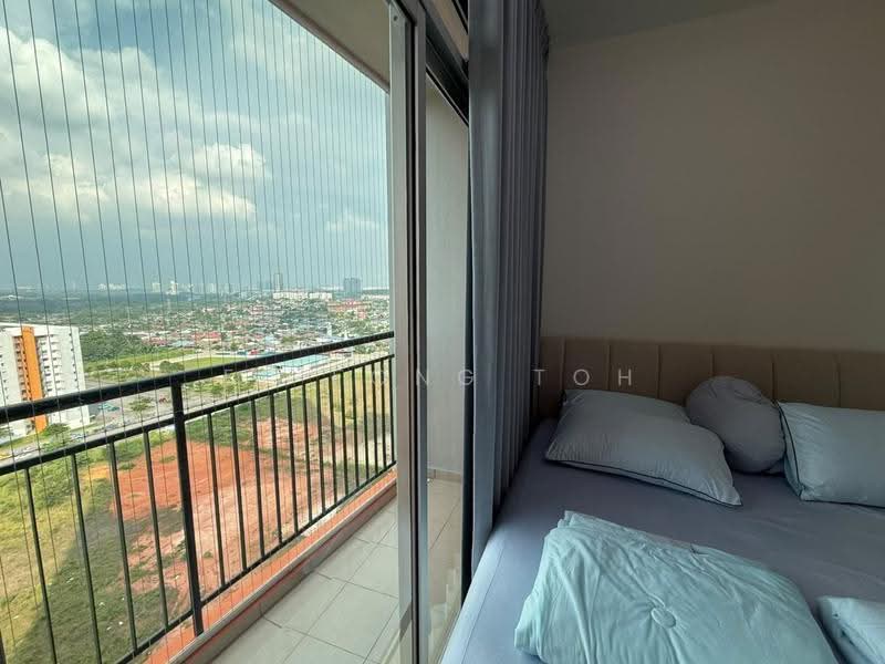 Kediaman Servis untuk Dijual di One 49 Residence - Ee Fong Toh - Bedroom - PropertyGuru.com.my