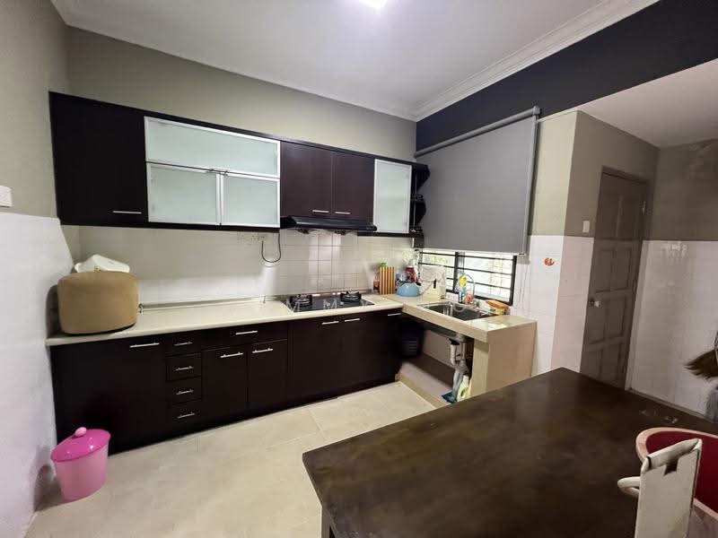 2-storey Terraced House for Sale in Bandar Mahkota Cheras (Cheras) - Jimmy Ng - Kitchen - PropertyGuru.com.my