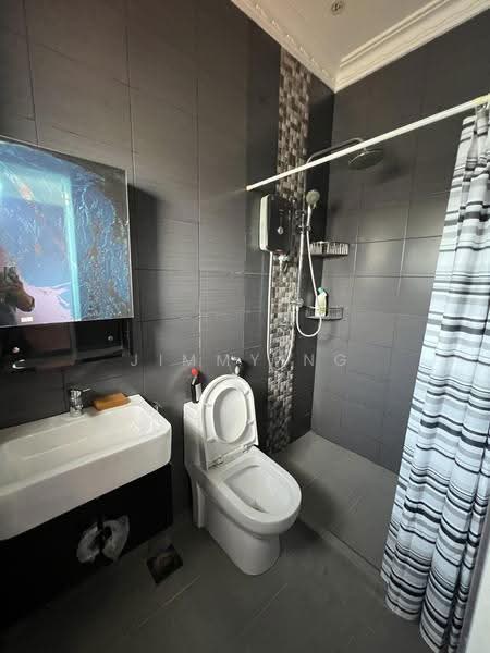 2-storey Terraced House for Sale in Bandar Mahkota Cheras (Cheras) - Jimmy Ng - Bathroom - PropertyGuru.com.my
