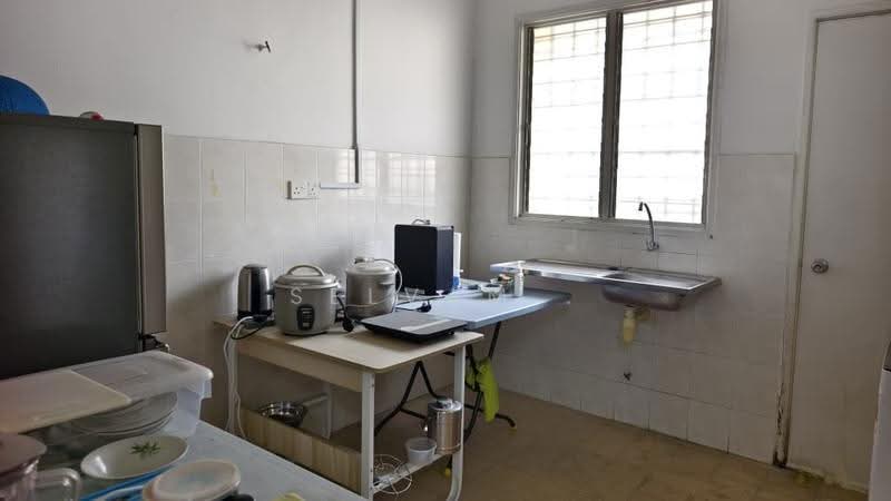 2-storey Terraced House for Sale in Bandar Mahkota Cheras (Cheras) - Selvam . - Kitchen - PropertyGuru.com.my