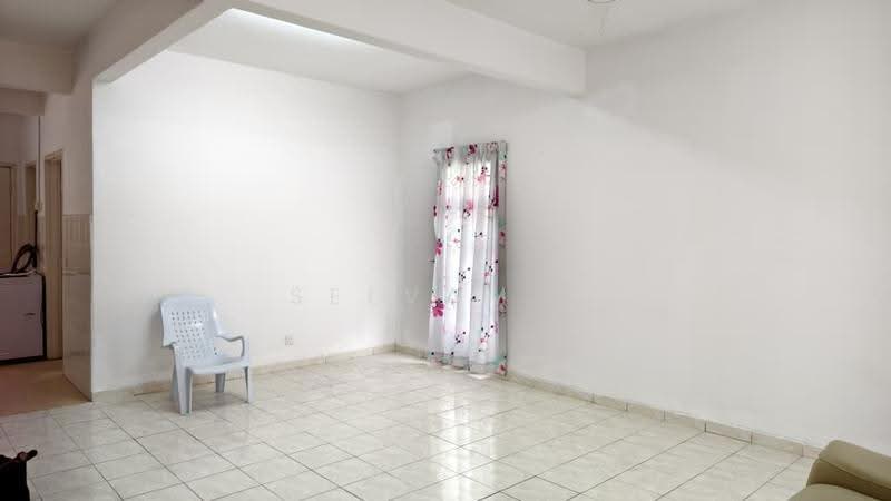 2-storey Terraced House for Sale in Bandar Mahkota Cheras (Cheras) - Selvam . - Living Room - PropertyGuru.com.my