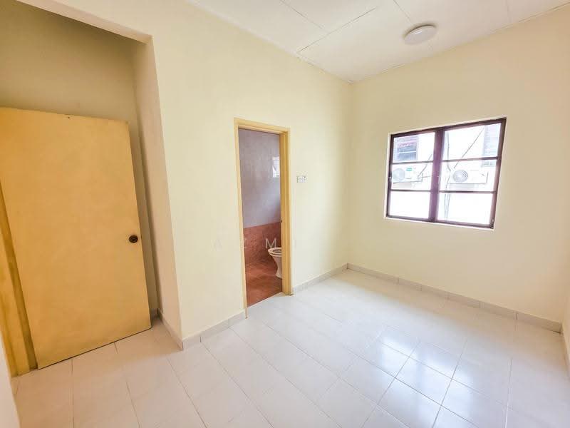 2-storey Terraced House for Sale in Shah Alam (Selangor) - Azmi . - PropertyGuru.com.my
