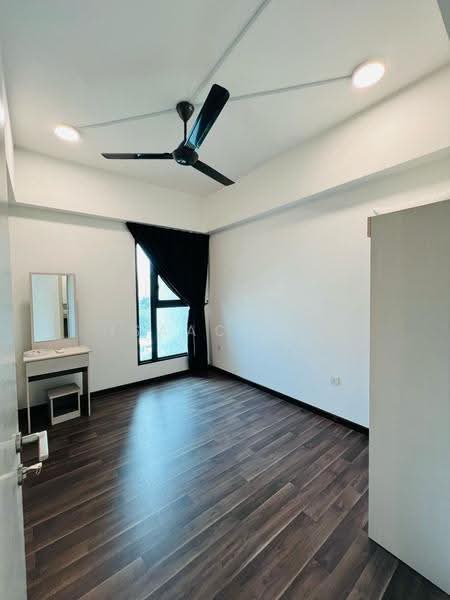 Kondominium untuk Dijual di GenKL - Isaac Tee - Bedroom - PropertyGuru.com.my
