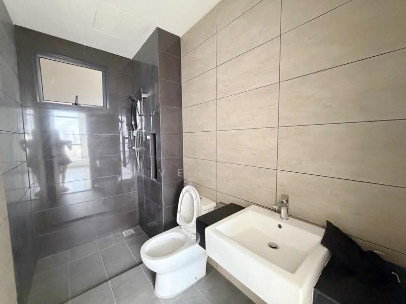 Condominium for Sale at Legend Heights - Alven Lim - Bathroom - PropertyGuru.com.my