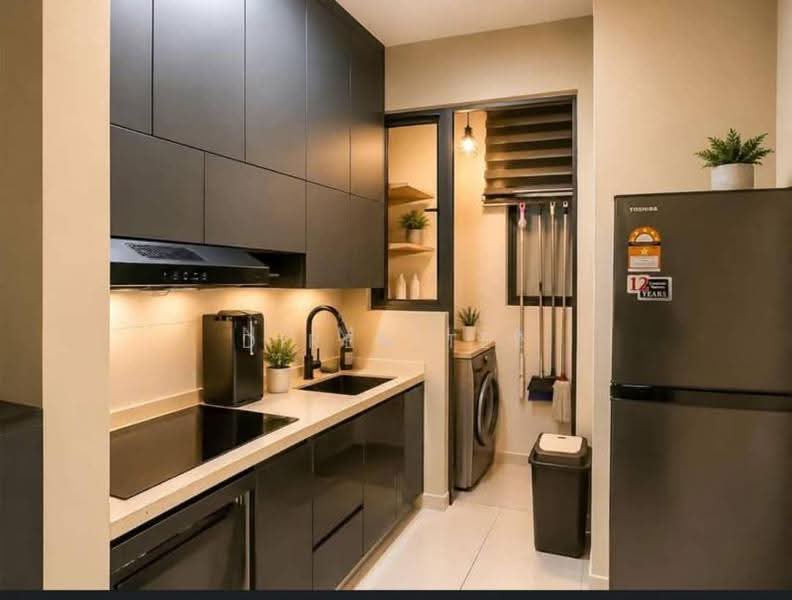 Kediaman Servis untuk Disewa di Kenwingston Platz - Diren Tee - Kitchen - PropertyGuru.com.my