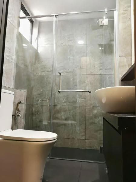 Kondominium untuk Disewa di The Istara - Kelvin . - Bathroom - PropertyGuru.com.my