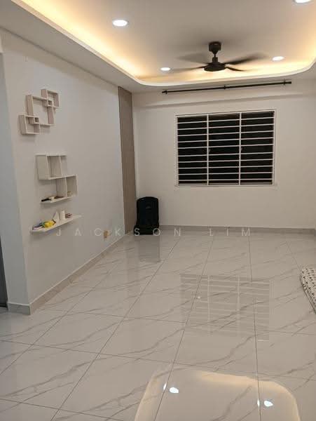 Pangsapuri untuk Dijual di Acacia Semenyih Apartment - Jackson Lim - Living Room - PropertyGuru.com.my