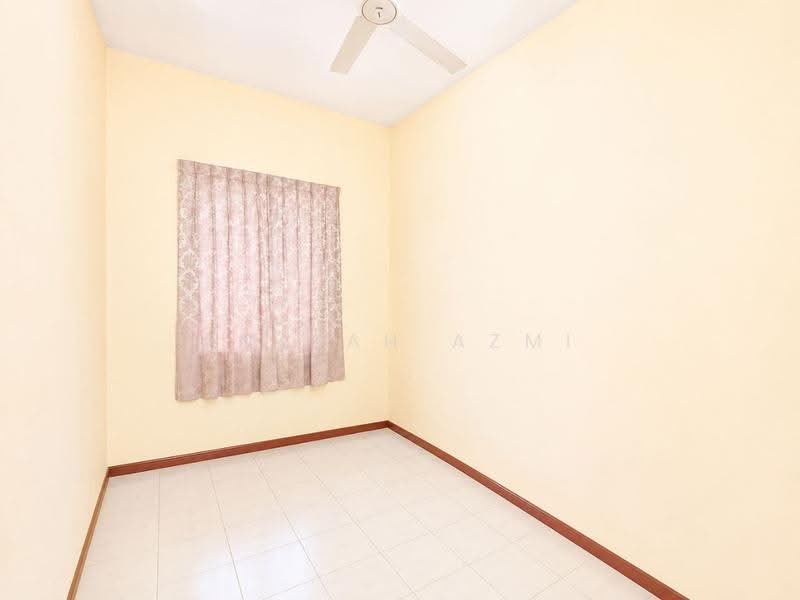 Rumah Teres 2-Tingkat untuk Dijual di Bandar Putra Permai (Seri Kembangan) - Amirah Azmi - Interior - PropertyGuru.com.my