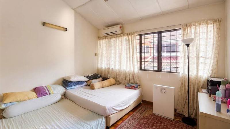 2-storey Terraced House for Sale in Taman Tun Dr Ismail (Kuala Lumpur) - Hazwan Hilmi - Bedroom - PropertyGuru.com.my