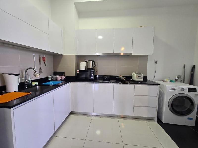 Apartment for Sale at Eco Nest @ Eco Botanic - Daniel Yong - Kitchen - PropertyGuru.com.my