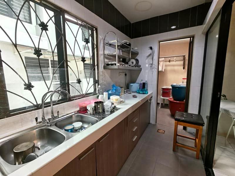 Rumah Teres 3-Tingkat untuk Dijual di Taman Tasik Damai (Sungai Besi) - Cyrus Ng - Kitchen - PropertyGuru.com.my
