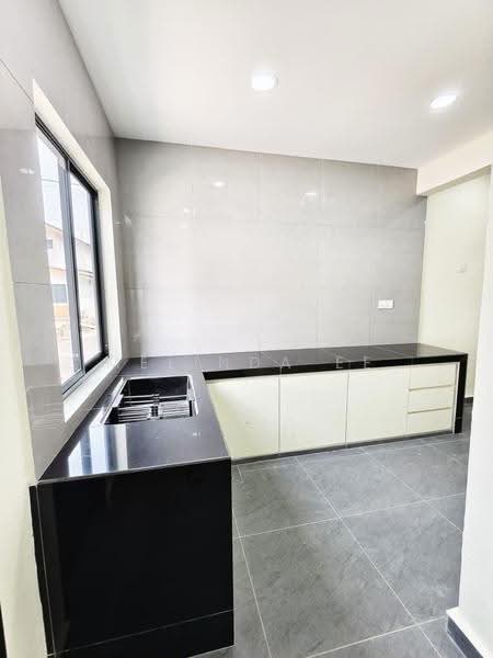 2-storey Terraced House for Sale in Bandar Selesa Jaya (Skudai) - Melinda Ee - Kitchen - PropertyGuru.com.my