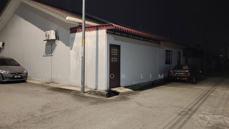 1-storey Terraced House for Sale in Kampung Perigi Nenas (Klang) - Jackson Lim - Exterior - PropertyGuru.com.my
