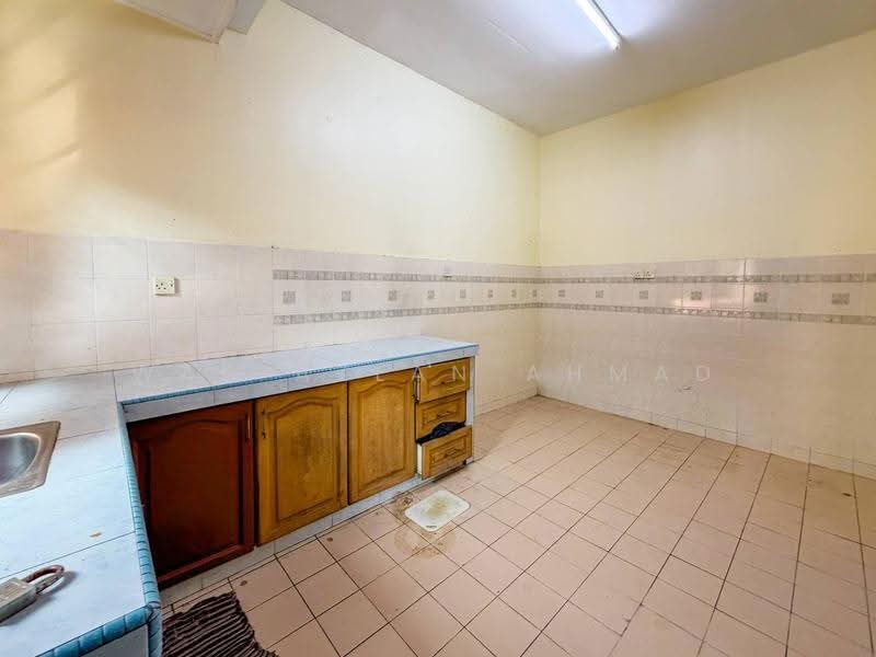 Rumah Teres 2-Tingkat untuk Dijual di Subang Jaya (Selangor) - Wan Azlan Ahmad - PropertyGuru.com.my