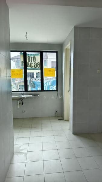 Townhouse for Sale in Cheras (Selangor) - Selvam . - Kitchen - PropertyGuru.com.my