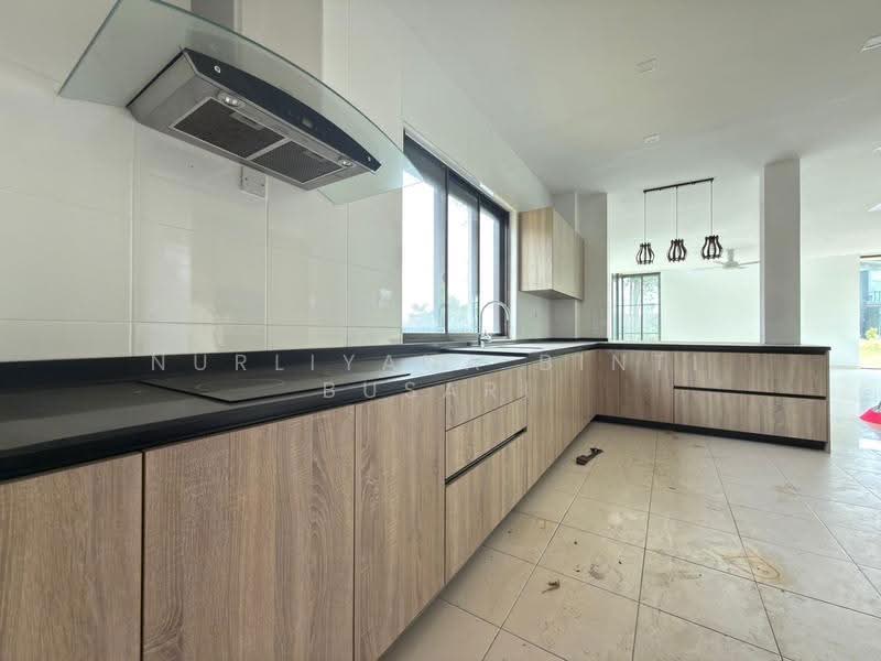 Rumah Berkembar untuk Dijual di Denai Alam (Shah Alam) - Nurliyana Binti Busari - Kitchen - PropertyGuru.com.my