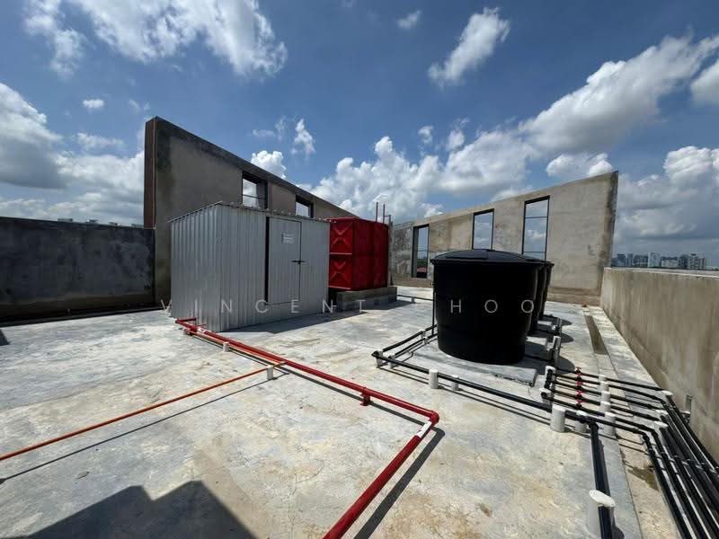 Semi-D Factory for Rent in Puchong (Selangor) - Vincent Choo - Roof - PropertyGuru.com.my