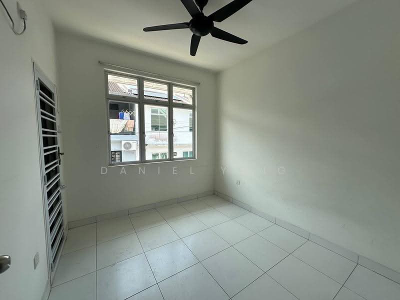 2-storey Terraced House for Sale in Mutiara Rini (Skudai) - Daniel Yong - Interior - PropertyGuru.com.my